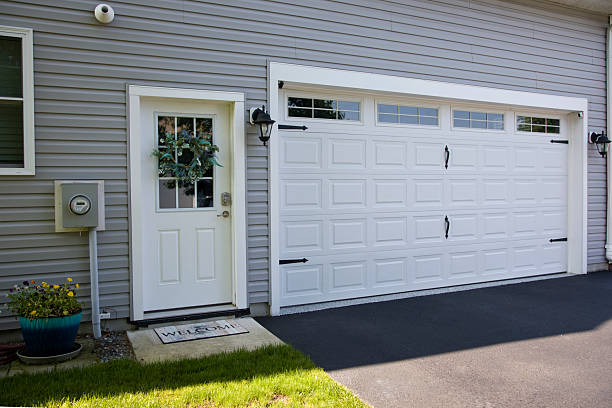 24/7 Emergency Garage Door Panel Replacement experts in Antlers, OK